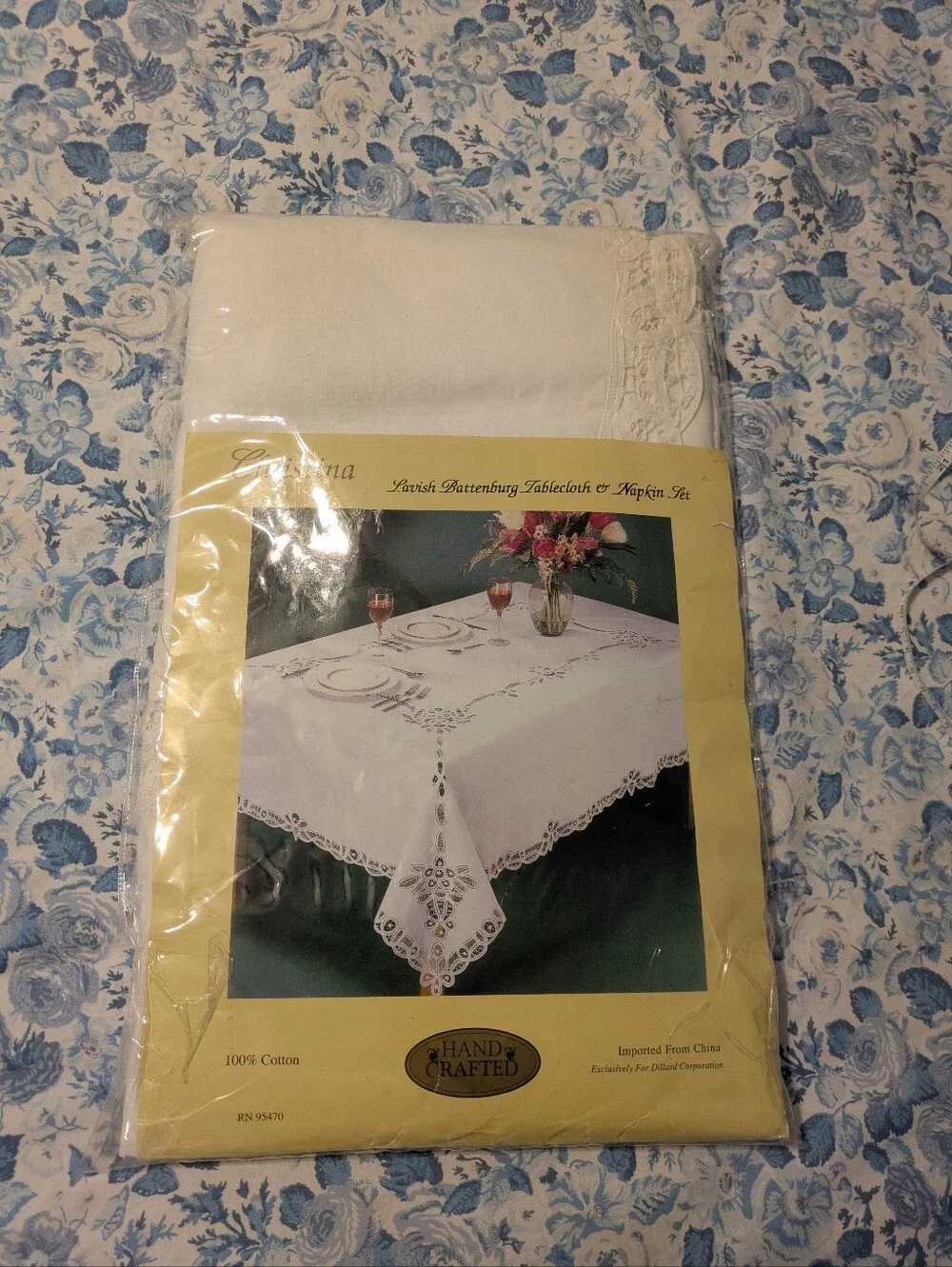 Hand Crafted Oval White Battenburg Lace Tablecloth & Napkin Set